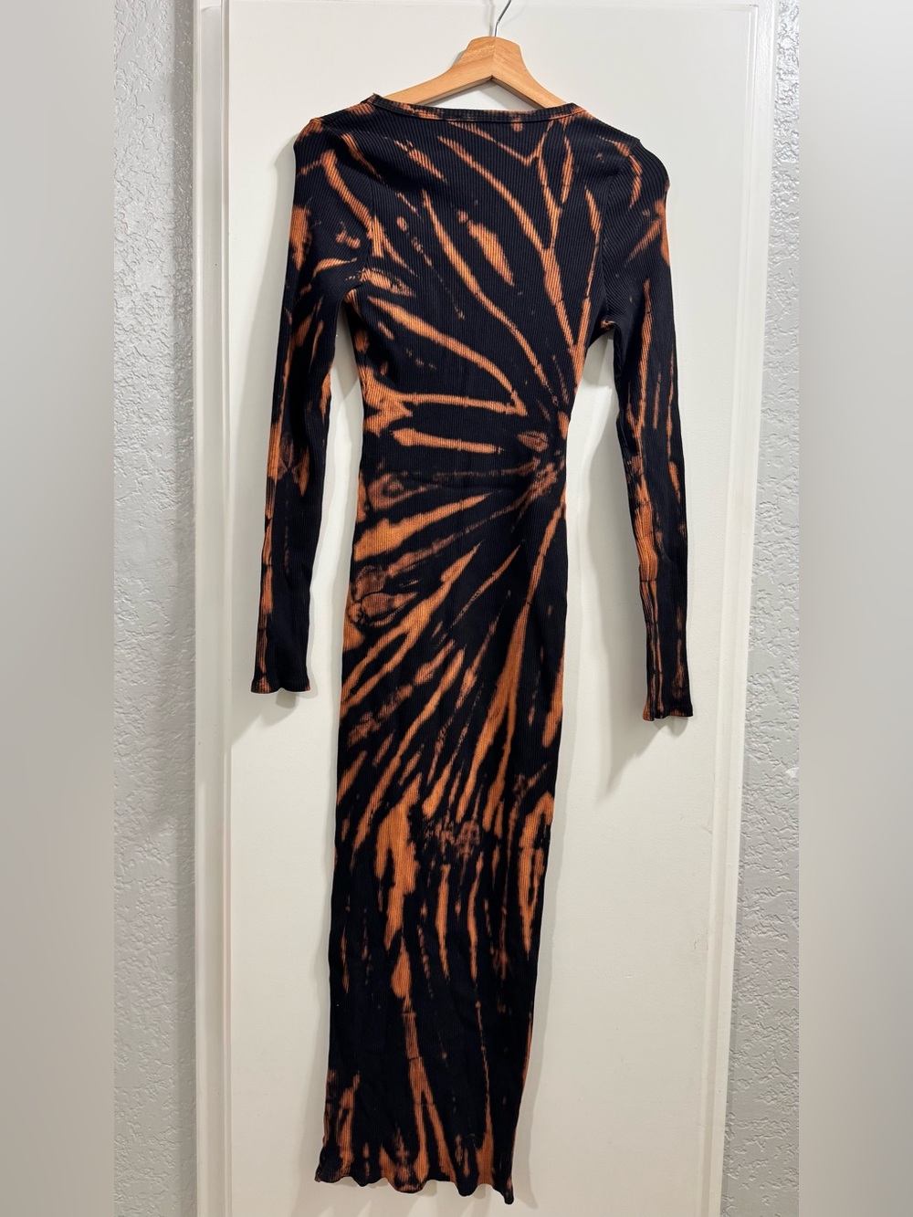 Fashion Nova, Maxi Dress , Women’s 1X , Black/Combo , Tie-Dye - Picture 6 of 6